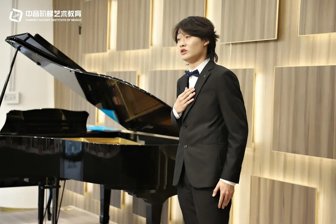 美声唱法的特点