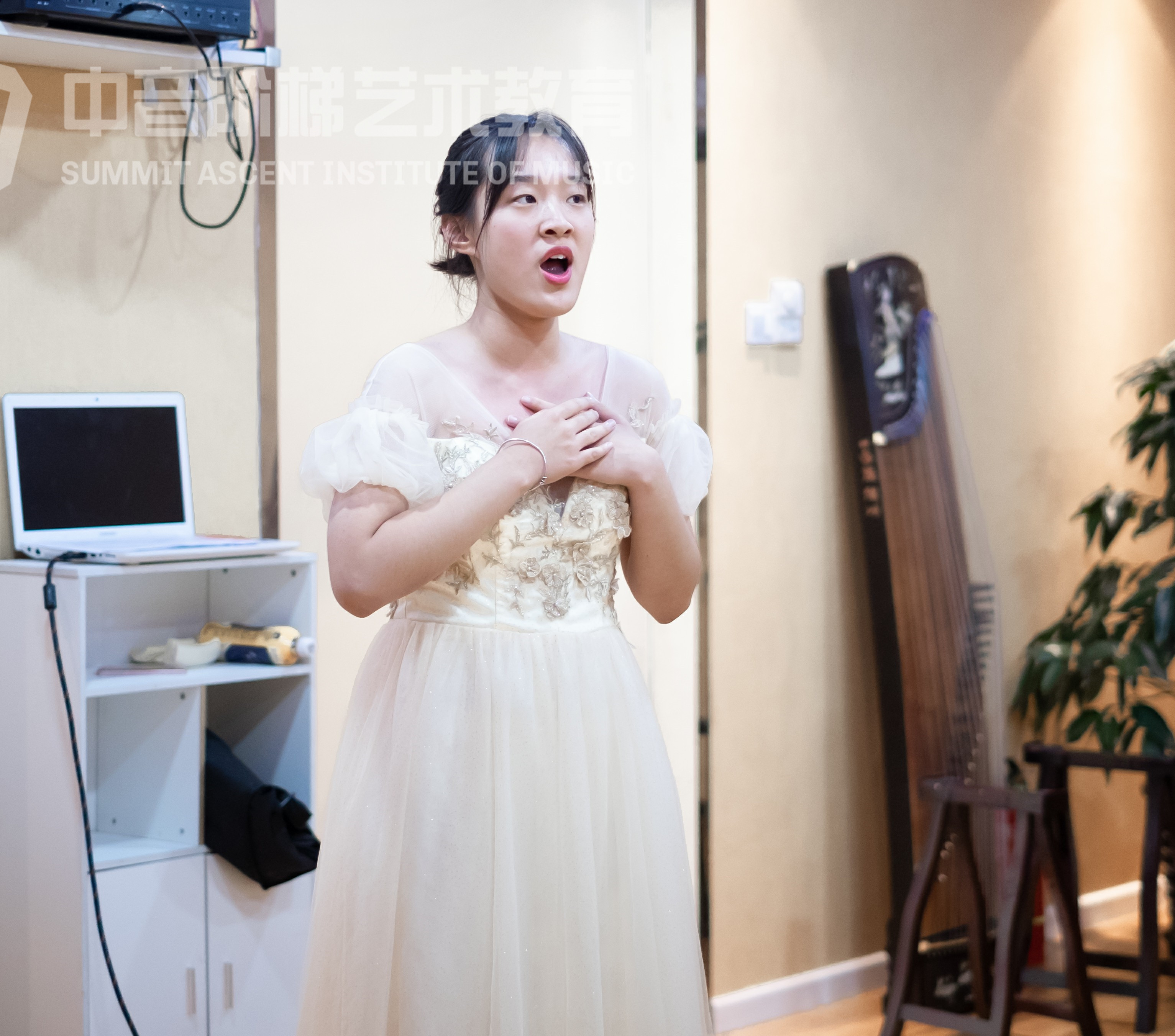 声乐培训班价格是多少?声乐培训班一般都教什么?