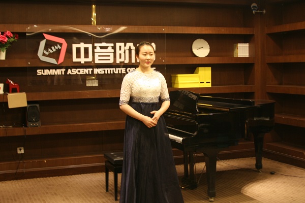 高考学声乐大概要花多少钱