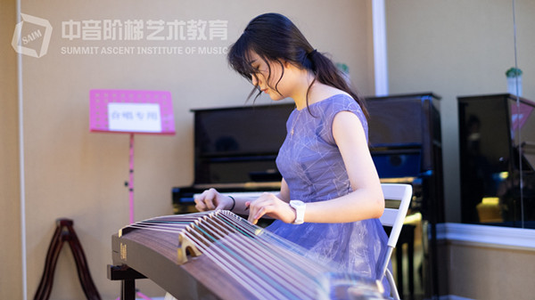 什么时候学古筝较合适？