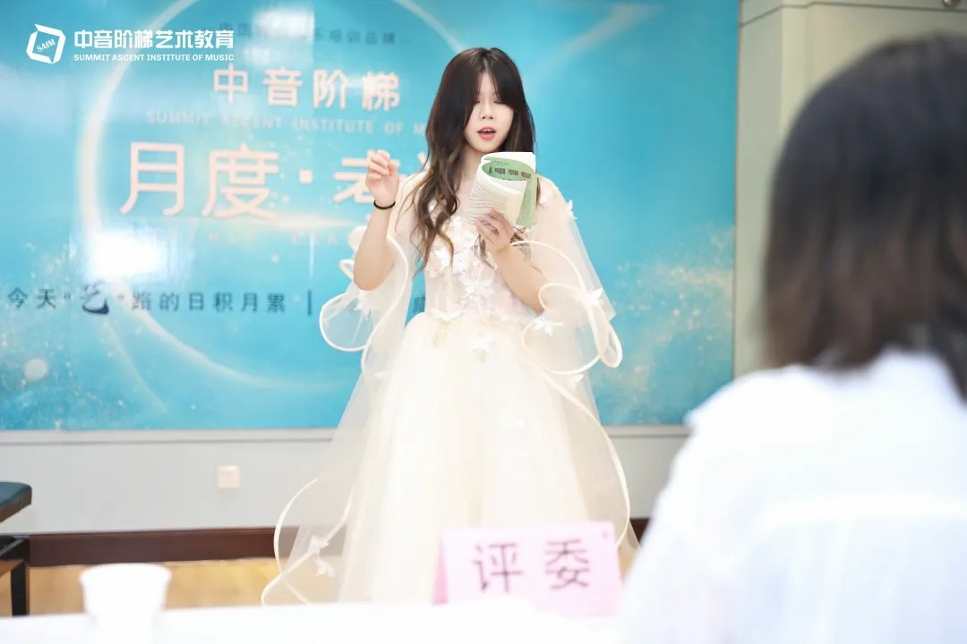 音乐学院考研收费是多少 音乐学院考研的条件是什么