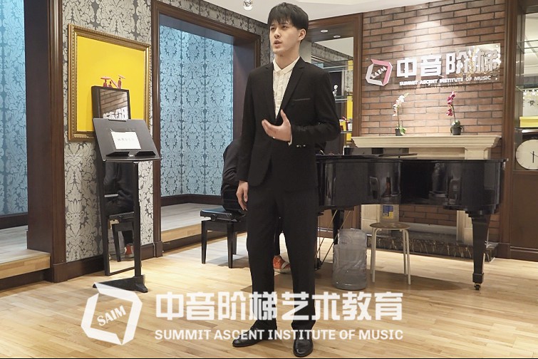 怎么找到适合自己的老师和培训机构呢？学唱歌去哪个培训机构？