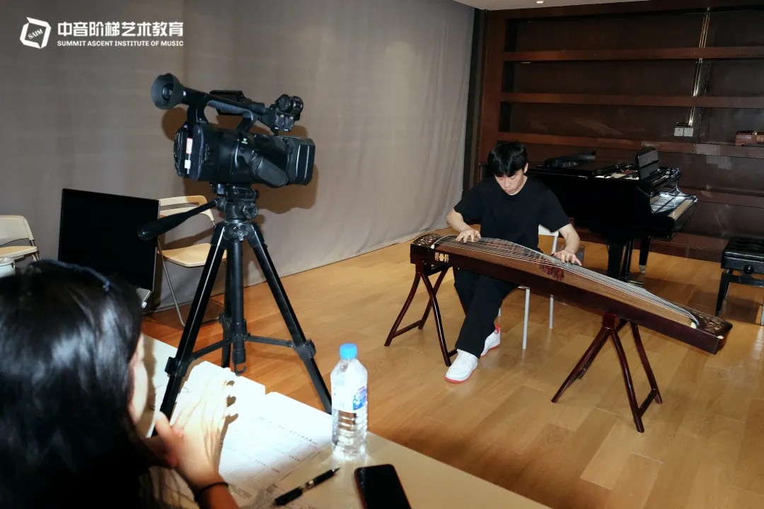 如何选择古筝集训机构？选择古筝培训机构主要看什么？