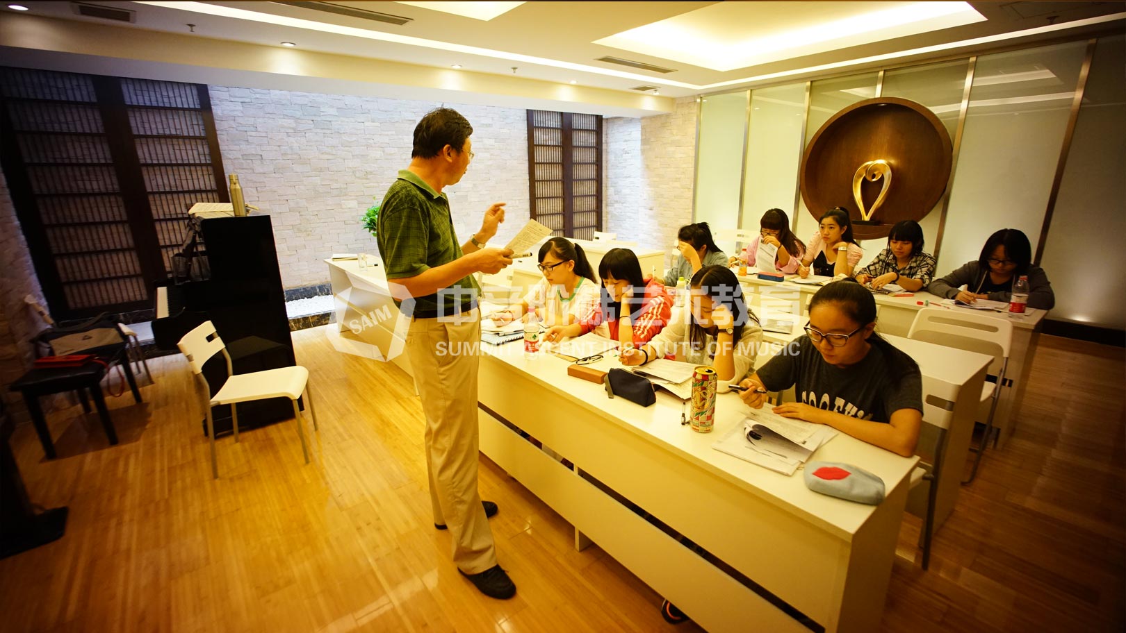 常用的音乐教学方法是哪些？教学中应注意哪些方面？