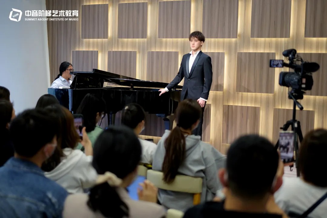 艺考的具体流程有哪些？声乐艺考培训机构哪家好？