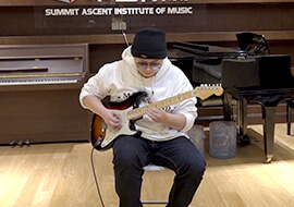 电吉他演奏-郑润泽